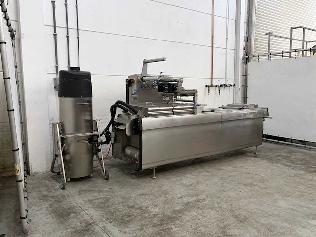 Multivac - 2009 - r105 - dieptrekverpakkingsmachine - afbeelding 1 van  12