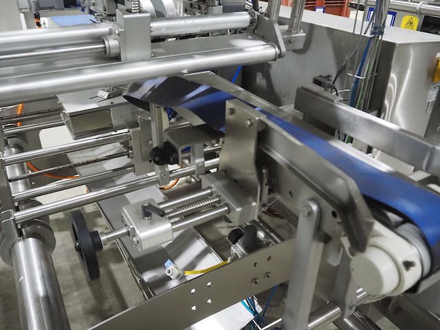 Multivac - afbeelding 14 van  17