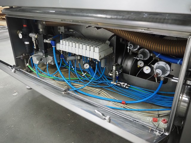 Multivac - afbeelding 14 van  32