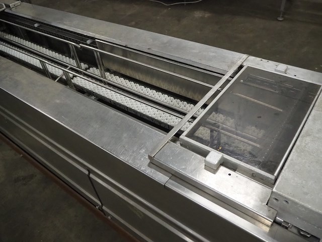 Multivac - afbeelding 23 van  24