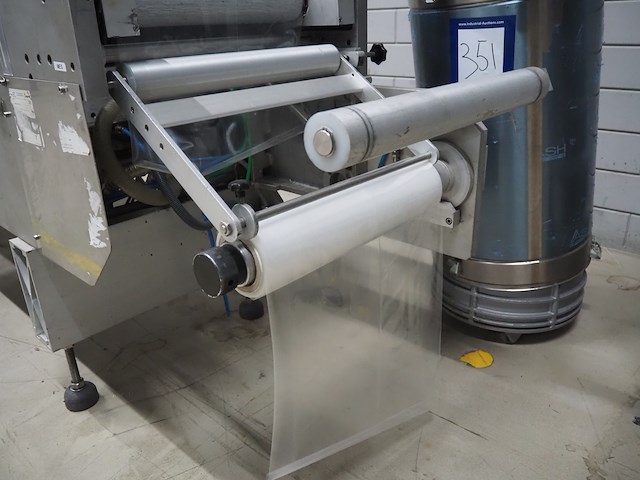 Multivac - afbeelding 33 van  37