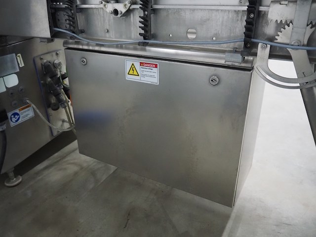 Multivac - afbeelding 14 van  23