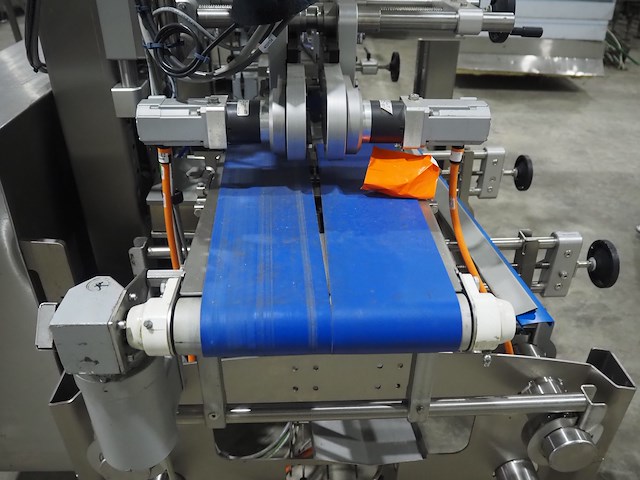 Multivac - afbeelding 16 van  16