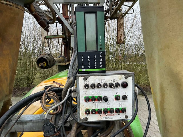 Munckhof - 2013 - 3 rij boomgaardspuit - veldspuit - afbeelding 2 van  13