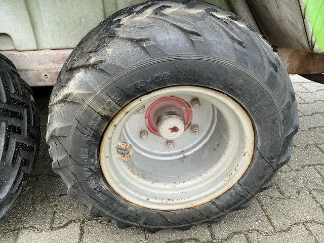 Munckhof - 2013 - 3 rij boomgaardspuit - veldspuit - afbeelding 12 van  13