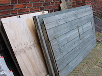 Munten verkoopbox afm. ca. 115 x 115 x 209 cm. - afbeelding 3 van  3