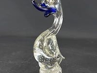 Murano?. glas sculptuur in de vorm van een zwaan