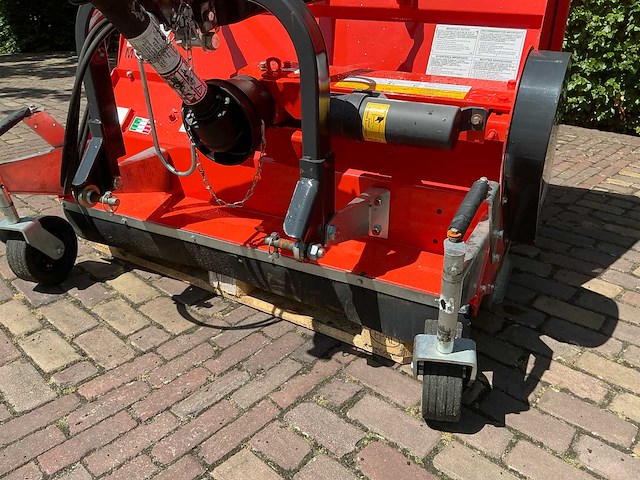 Muratori mt30r 130 klepelmaaier / verticuteermachine - afbeelding 6 van  9