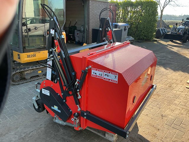 Muratori mt31rh 130 klepelmaaier met opvangbak - afbeelding 5 van  5