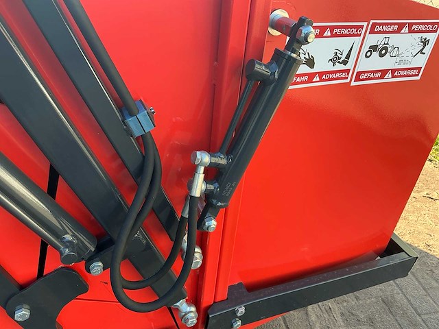 Muratori mt31rh 130 klepelmaaier met opvangbak - afbeelding 15 van  29