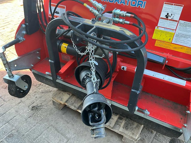 Muratori mt31rh 130 klepelmaaier met opvangbak - afbeelding 13 van  29