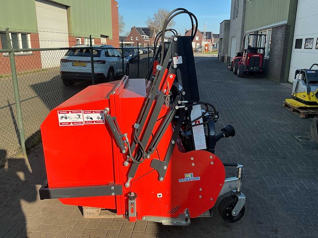 Muratori mt31rh 130 klepelmaaier met opvangbak - afbeelding 27 van  29