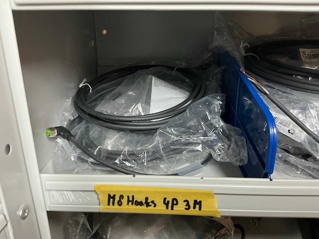 Murr elektronik partij voedingen, kabels en switches t.b.v. robotica - afbeelding 3 van  40