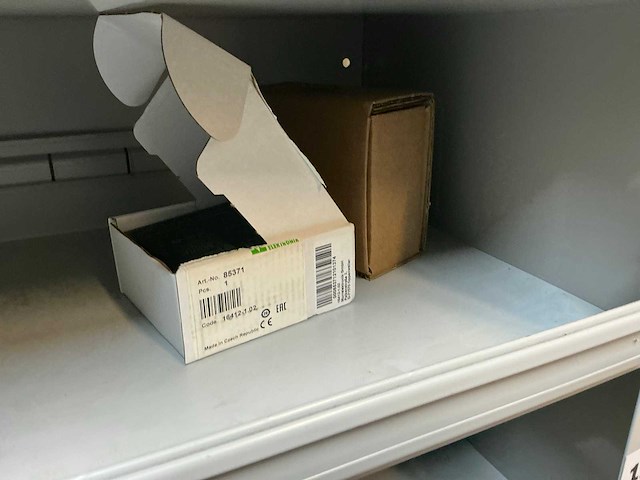 Murr elektronik partij voedingen, kabels en switches t.b.v. robotica - afbeelding 26 van  40