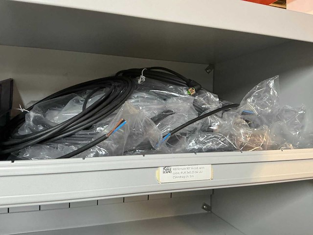 Murr elektronik partij voedingen, kabels en switches t.b.v. robotica - afbeelding 23 van  40