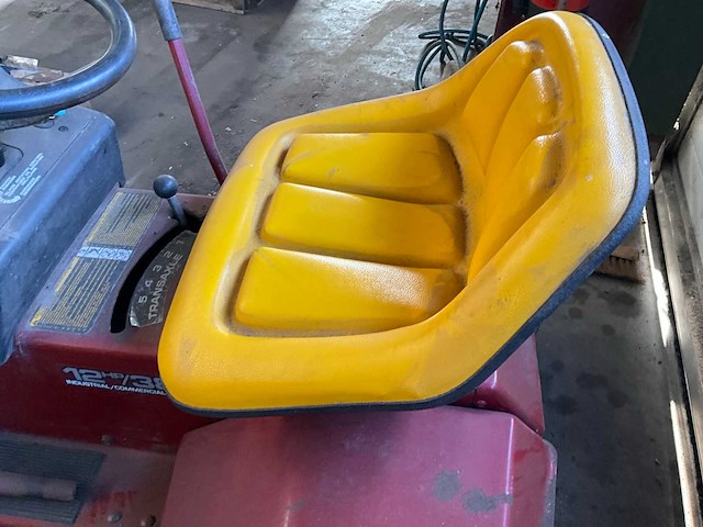 Murray zitmaaier - afbeelding 6 van  7