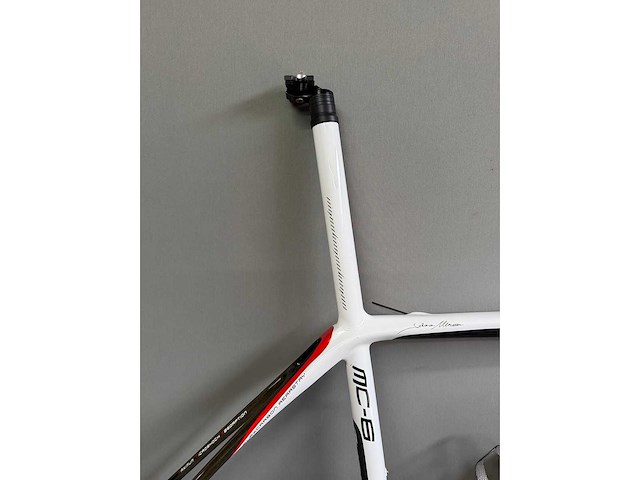 Museeuw - frame - afbeelding 4 van  8