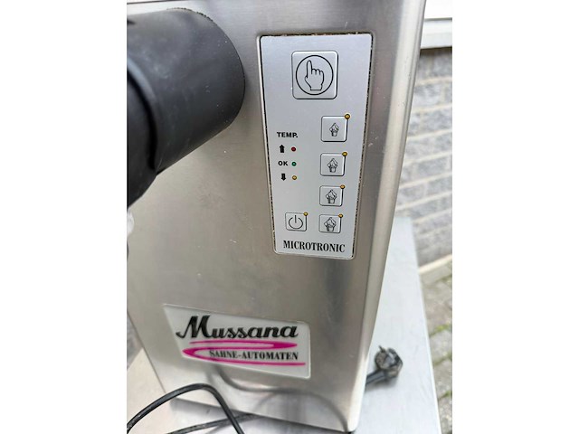 Mussana - slagroommachine - afbeelding 2 van  4