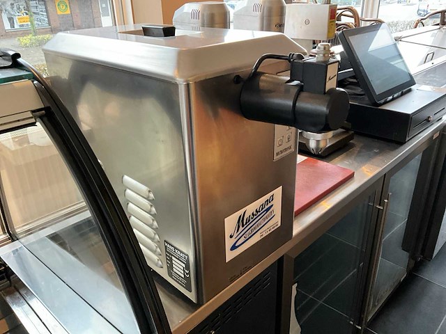 Mussana slagroom machine - afbeelding 3 van  8