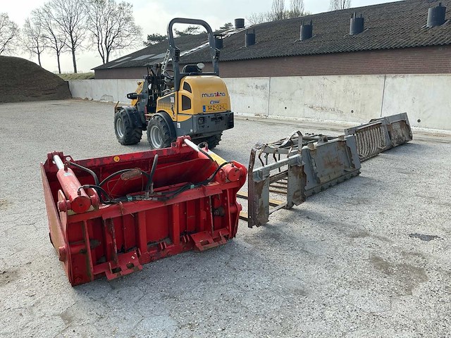 Mustang al306 shovel - afbeelding 60 van  63