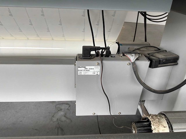 Mutoh vj-1638 grootformaat printer - afbeelding 10 van  10