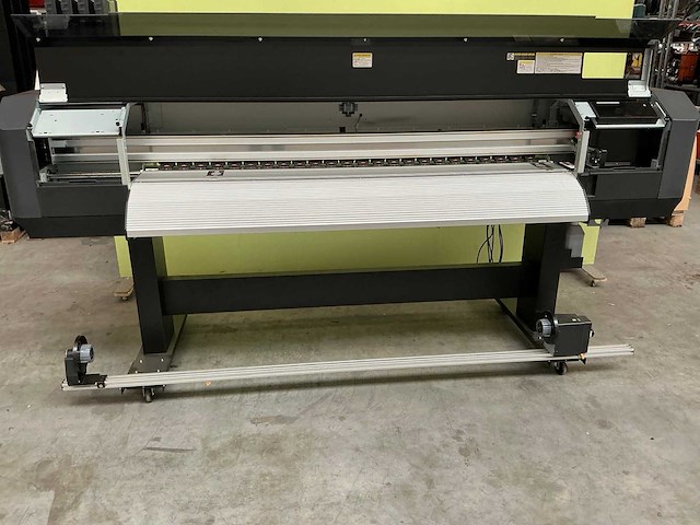 Mutoh xpertjet 1641 sr pro - 2025 - flatbedprinter uv - afbeelding 6 van  29
