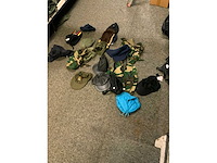 Mutsen en petten - afbeelding 4 van  5