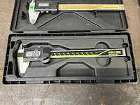 Mututoyo 0-150 mm digitale schuifmaat (3x) - afbeelding 2 van  4