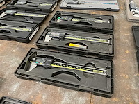 Mututoyo 0-150 mm digitale schuifmaat (3x) - afbeelding 1 van  4