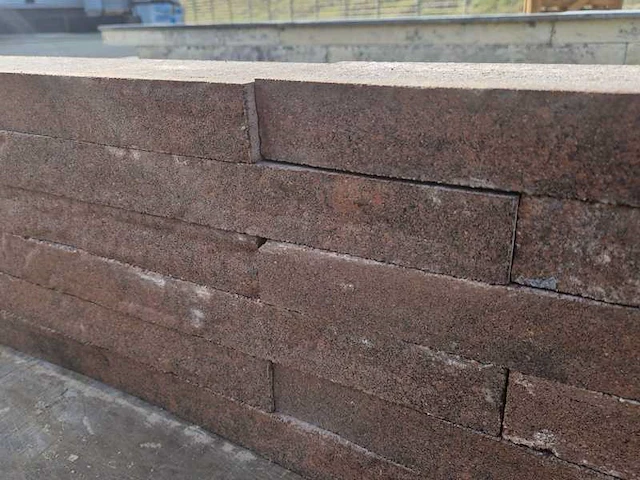 Muurblokken brown black genuanceerd (ca.224 stuks) - afbeelding 4 van  5