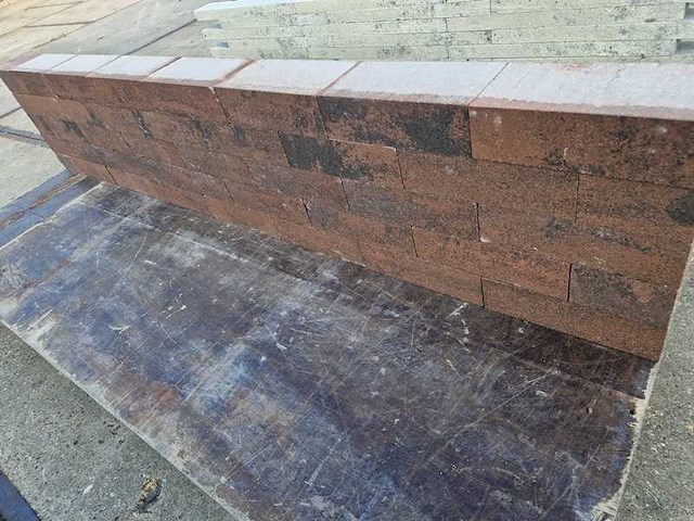 Muurblokken shaded brown (ca.3552 stuks) - afbeelding 3 van  3