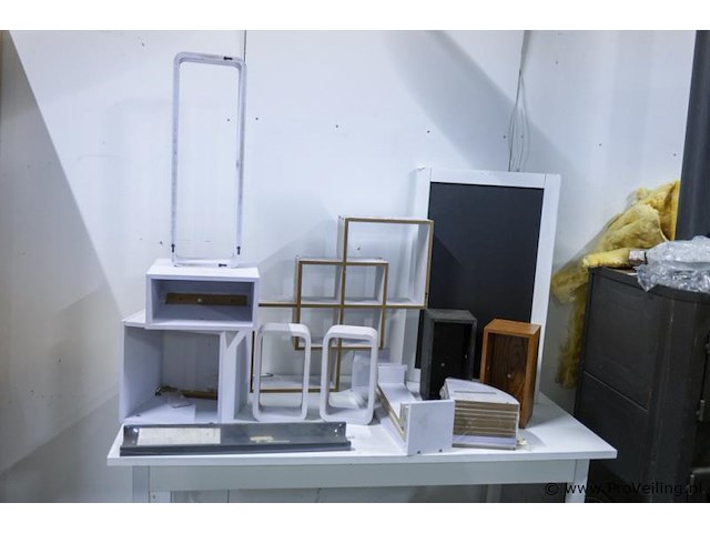 Muurdecoratie, diverse soorten - afbeelding 1 van  4