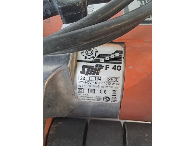 Muursleuvenfreesmachine 230v spit, f40, bouwjaar 2011 - afbeelding 7 van  9