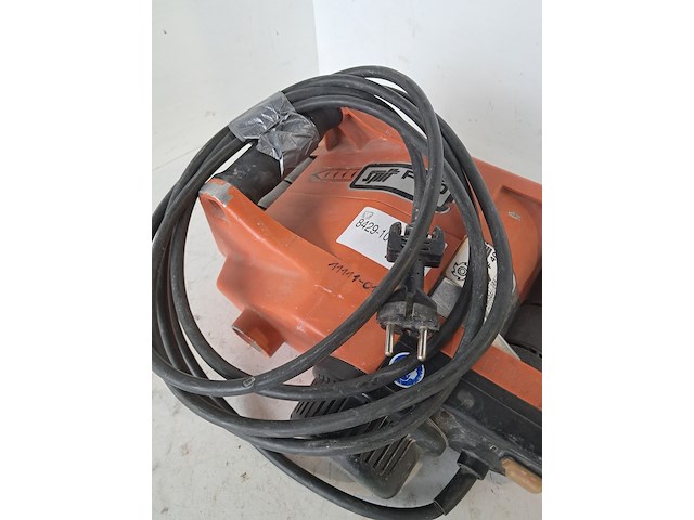 Muursleuvenfreesmachine 230v spit, f40, bouwjaar 2011 - afbeelding 8 van  9