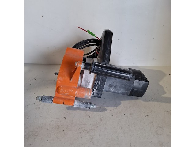 Muursleuvenzaag - 40mm - 230v diatec, bidiam 150, bouwjaar 2009 - afbeelding 2 van  6