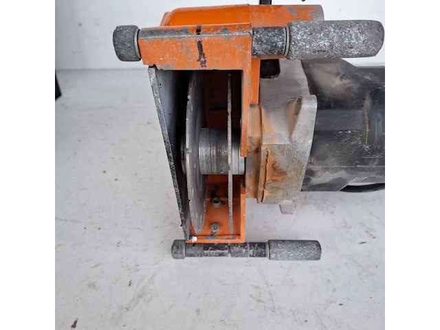 Muursleuvenzaag - 40mm - 230v mtd, sd1500, bouwjaar 2018 - afbeelding 5 van  7