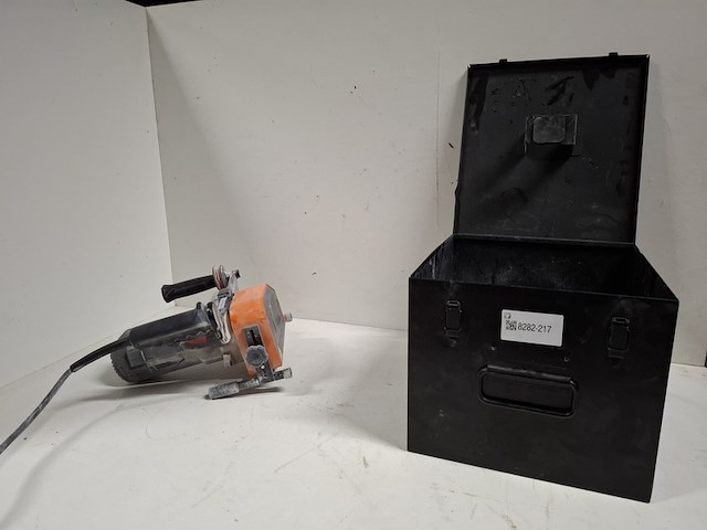 Muursleuvenzaag - 40mm - 230v mtd, sd1500, bouwjaar 2021 - afbeelding 1 van  8