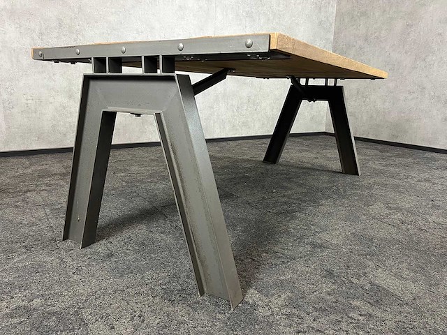 Muuto - 6p industriële vergaderopstelling 200x100 - afbeelding 10 van  18