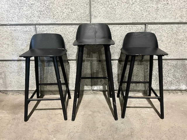 Muuto - barkruk (3x) - afbeelding 5 van  6