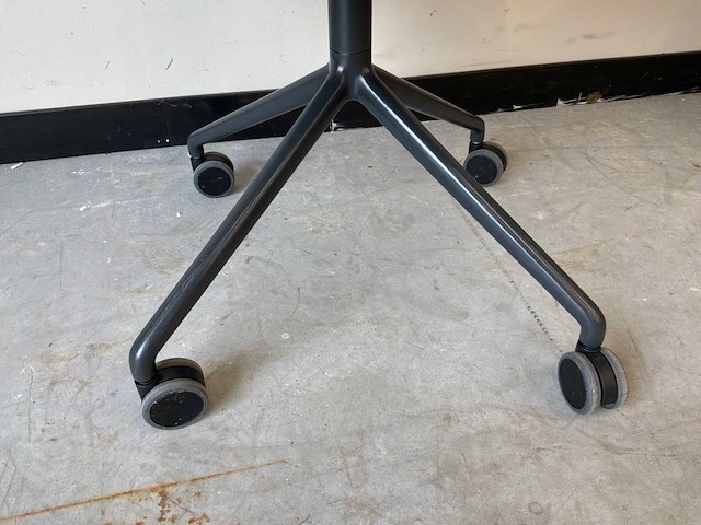 Muuto fiber vergaderstoel (4x) - afbeelding 2 van  10