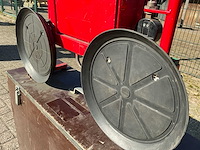 Muyen bv - va600 - vacuümheffer op accu - 2012 - afbeelding 7 van  15