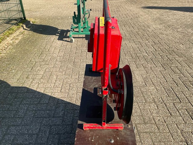 Muyen bv - va600 - vacuümheffer op accu - 2012 - afbeelding 15 van  15