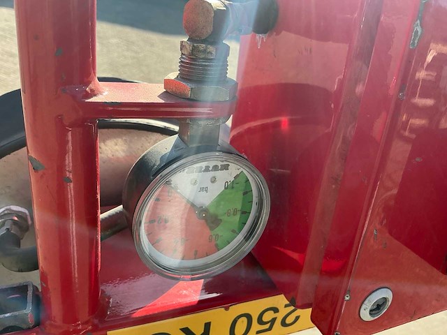 Muyen bv - va600 - vacuümheffer op accu - 2012 - afbeelding 4 van  16