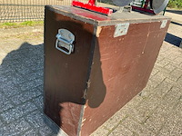 Muyen bv - va600 - vacuümheffer op accu - 2012 - afbeelding 7 van  16