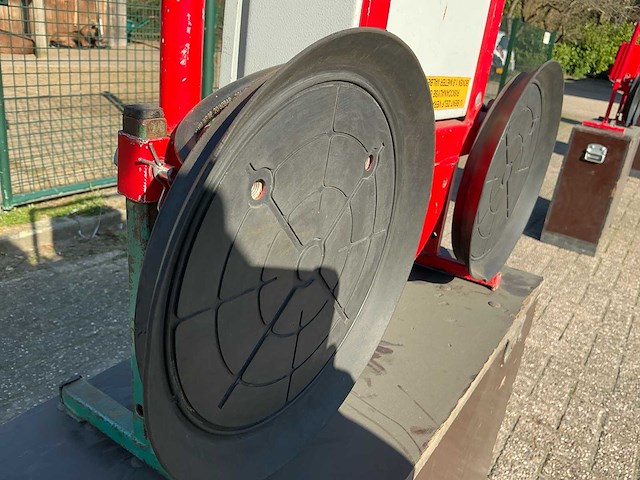 Muyen bv - va600 - vacuümheffer op accu - 2018 - afbeelding 3 van  15