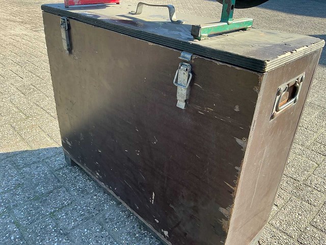 Muyen bv - va600 - vacuümheffer op accu - 2018 - afbeelding 5 van  15