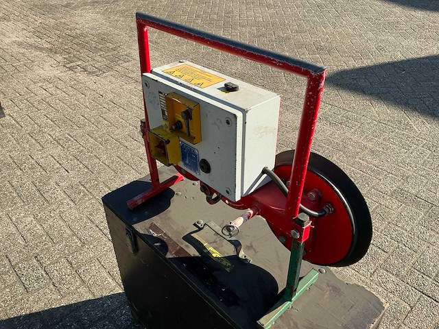 Muyen bv - va600 - vacuümheffer op accu - 2018 - afbeelding 14 van  15