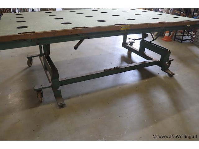 Muyen kantelbare tafel voor glasbewerking - afbeelding 11 van  15