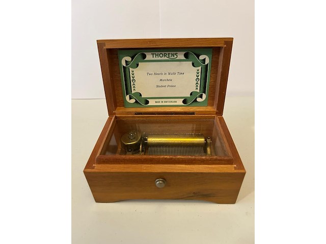 Muziek speeldoos, thorens , 3 melodien ca 1950-1960 - afbeelding 1 van  8