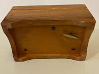 Muziek speeldoos, thorens , 3 melodien ca 1950-1960 - afbeelding 8 van  8